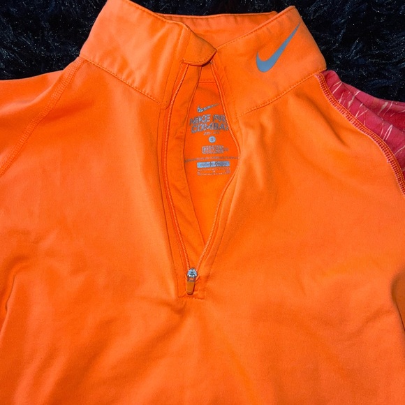 Nike long sleeve - Picture 3 of 5